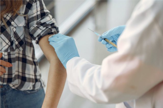 Cholera vaccine shortage coincides with major outbreak; The latest health stories from around the world